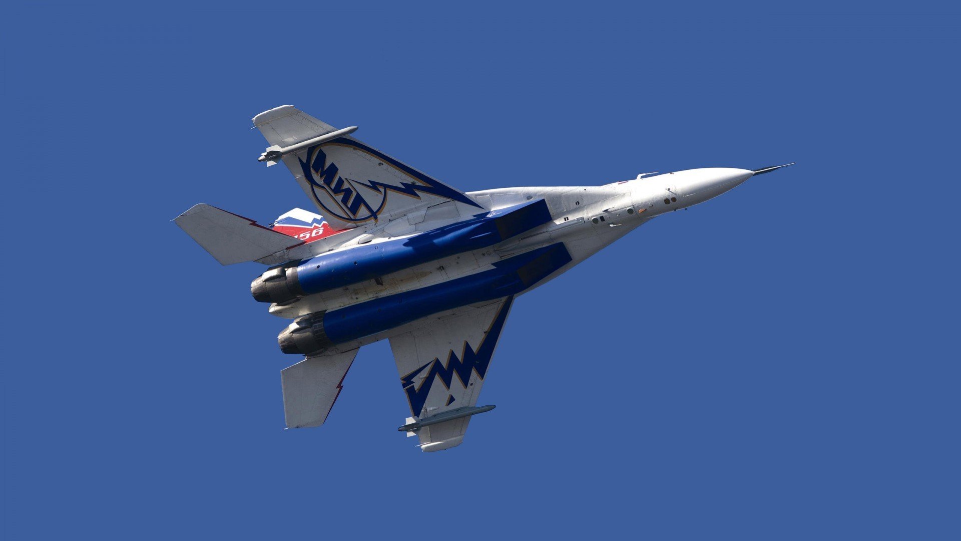 kaiyun开云·官方网站-卡特的出色决策力与稳健心态，为全黑队带来胜利，the卡特