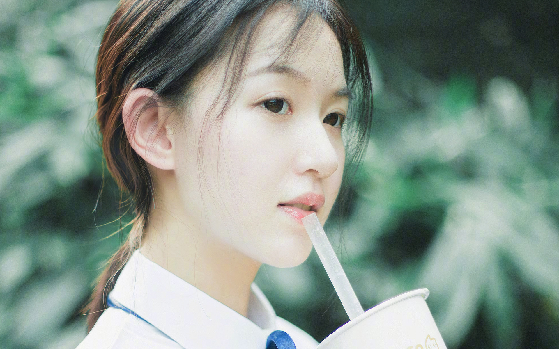 开云中国大陆-特斯·冯·迪克：全面中场球员，既能防守也能进攻，保证南非队的平衡