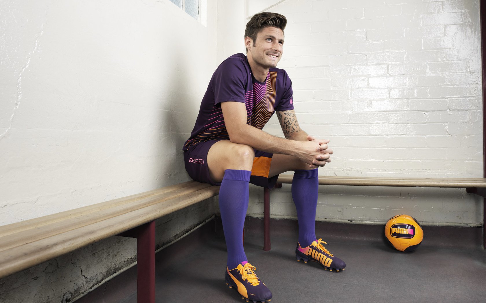 慢节奏下如何有效突破联防防线，破联防的方法